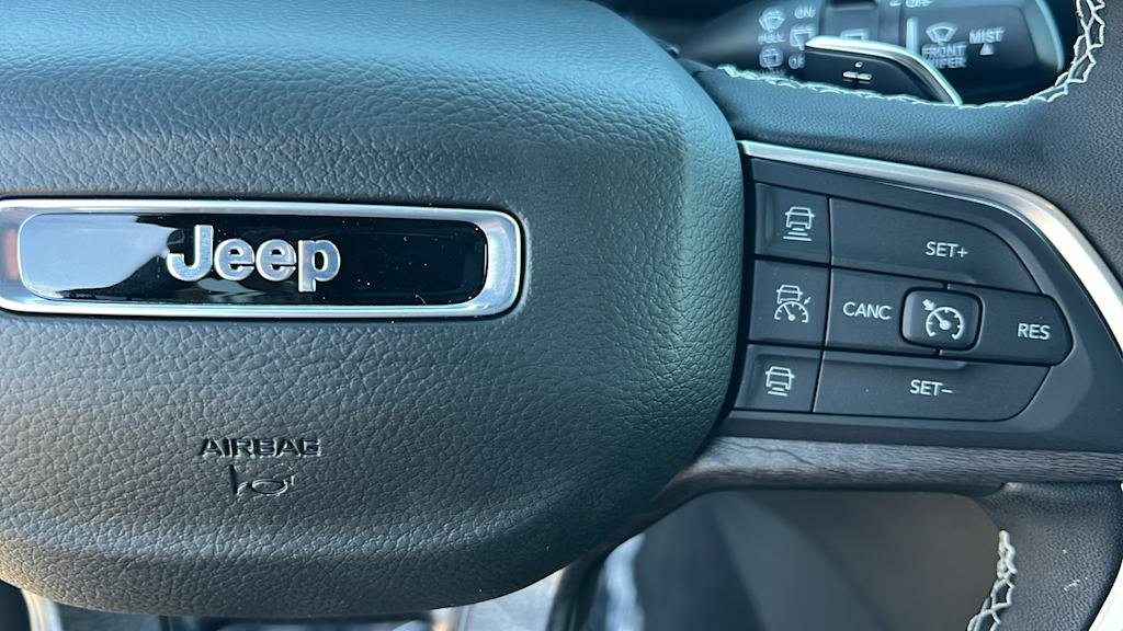 Thumbnail: 2025 Jeep Grand Cherokee - 26