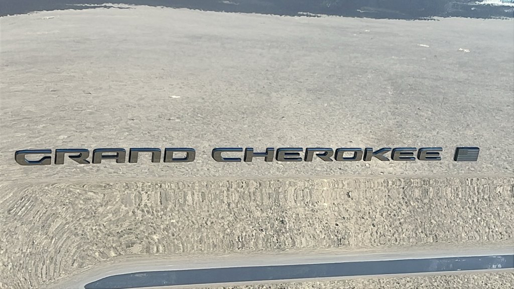 Thumbnail: 2025 Jeep Grand Cherokee - 7
