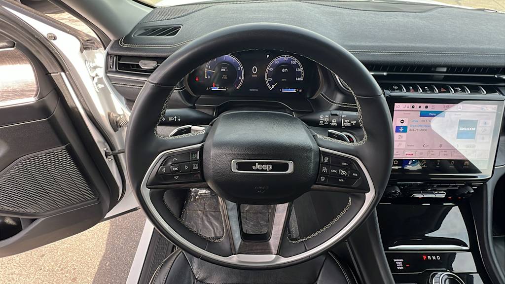 2023 Jeep Grand Cherokee Limited Edition 9