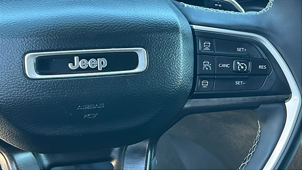 2023 Jeep Grand Cherokee Limited Edition 27