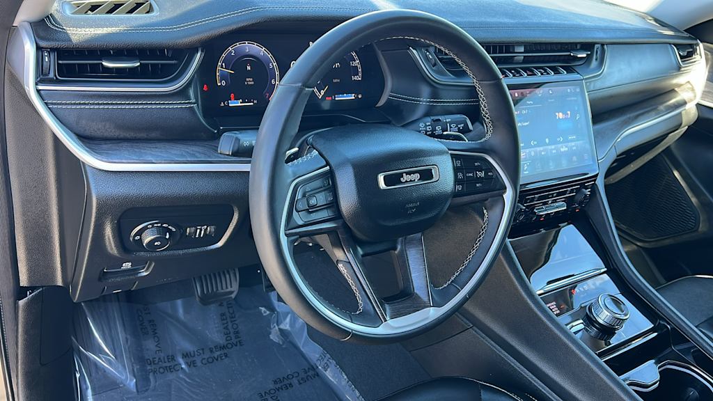 2023 Jeep Grand Cherokee Limited Edition 2