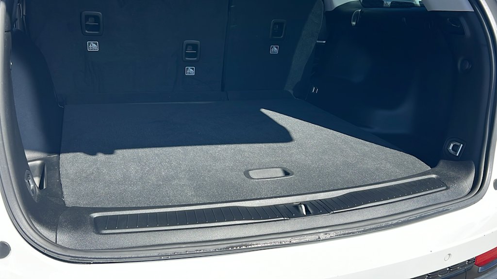 Thumbnail: 2023 Jeep Grand Cherokee - 16