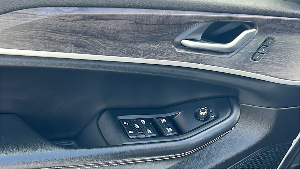 Thumbnail: 2023 Jeep Grand Cherokee - 27