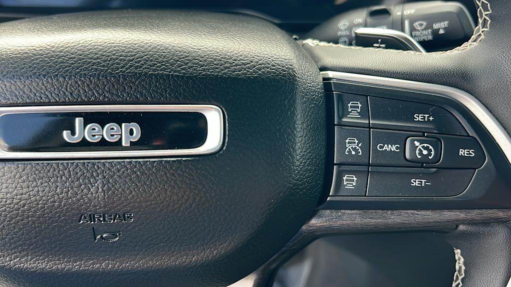 Thumbnail: 2023 Jeep Grand Cherokee - 26