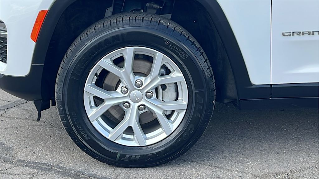 Thumbnail: 2023 Jeep Grand Cherokee - 8