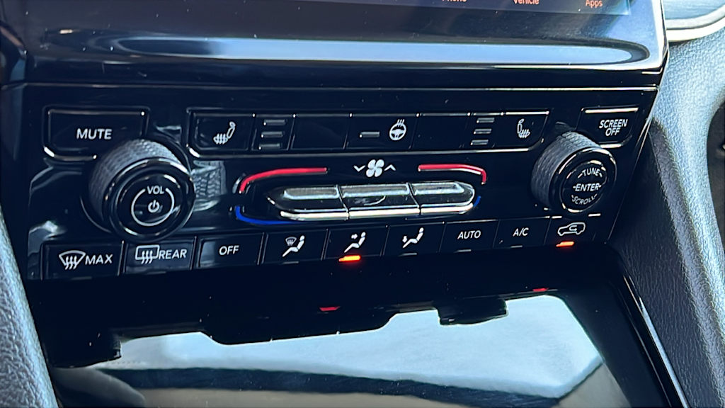 Thumbnail: 2023 Jeep Grand Cherokee - 21