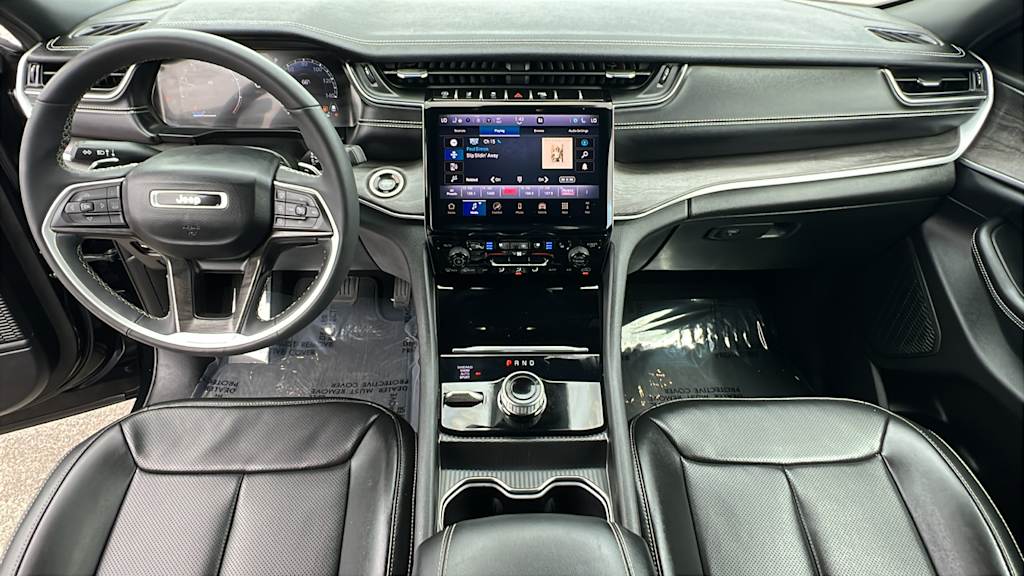 Thumbnail: 2024 Jeep Grand Cherokee - 12