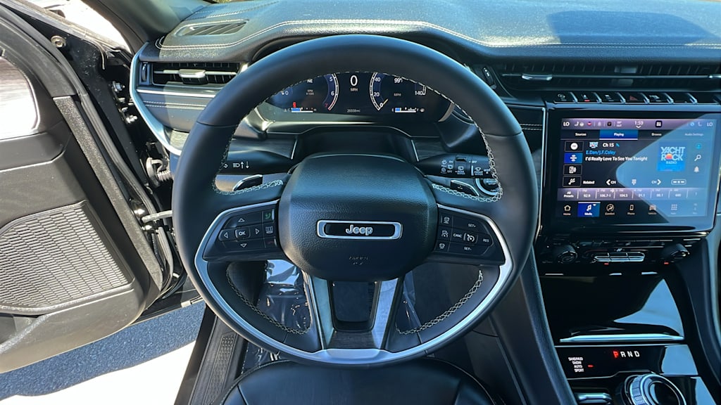 Thumbnail: 2024 Jeep Grand Cherokee - 13