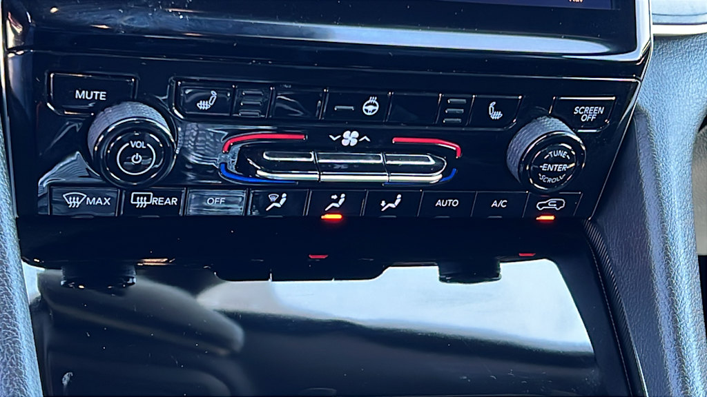 Thumbnail: 2024 Jeep Grand Cherokee - 23
