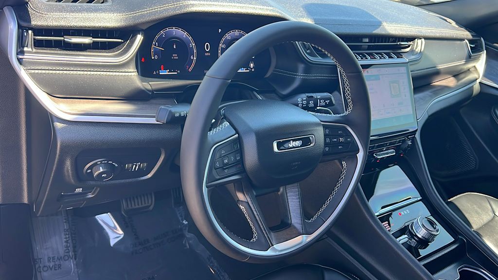Thumbnail: 2025 Jeep Grand Cherokee - 2