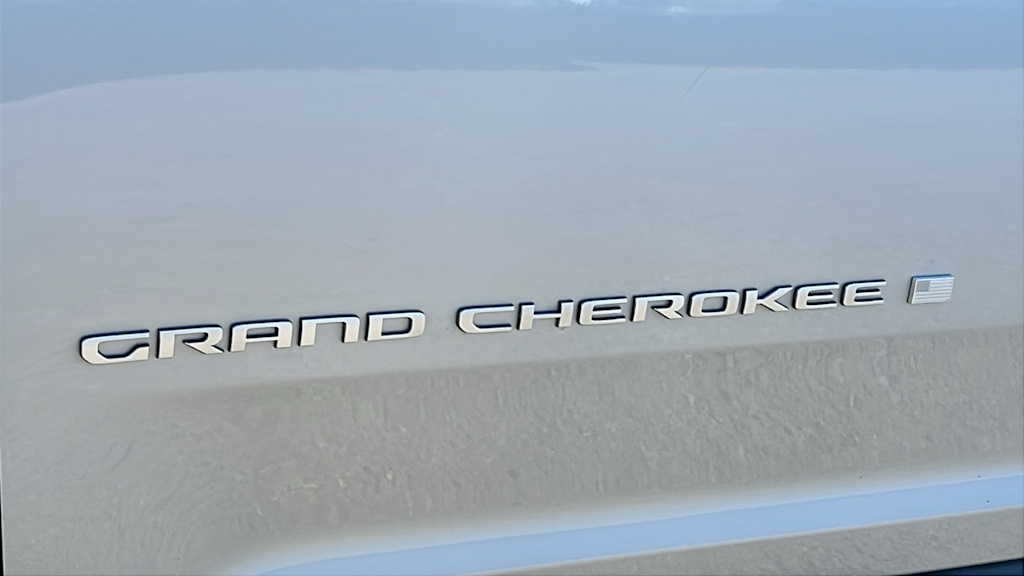 Thumbnail: 2025 Jeep Grand Cherokee - 7