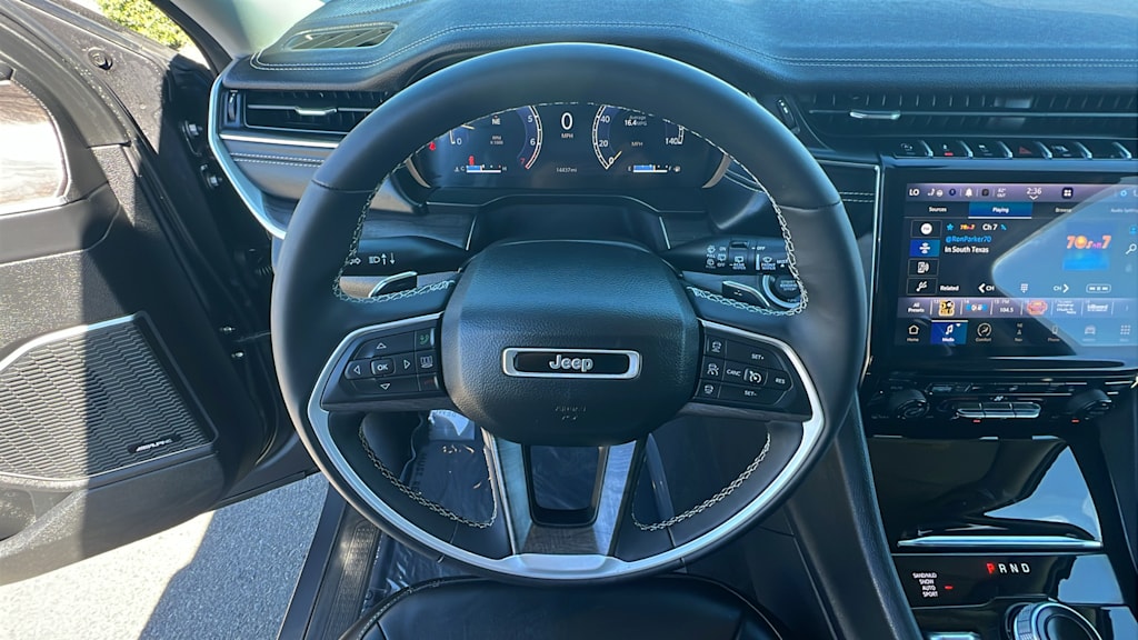 Thumbnail: 2023 Jeep Grand Cherokee - 13