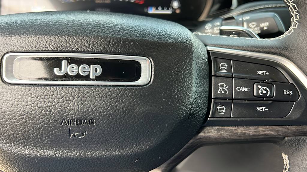 Thumbnail: 2023 Jeep Grand Cherokee - 25
