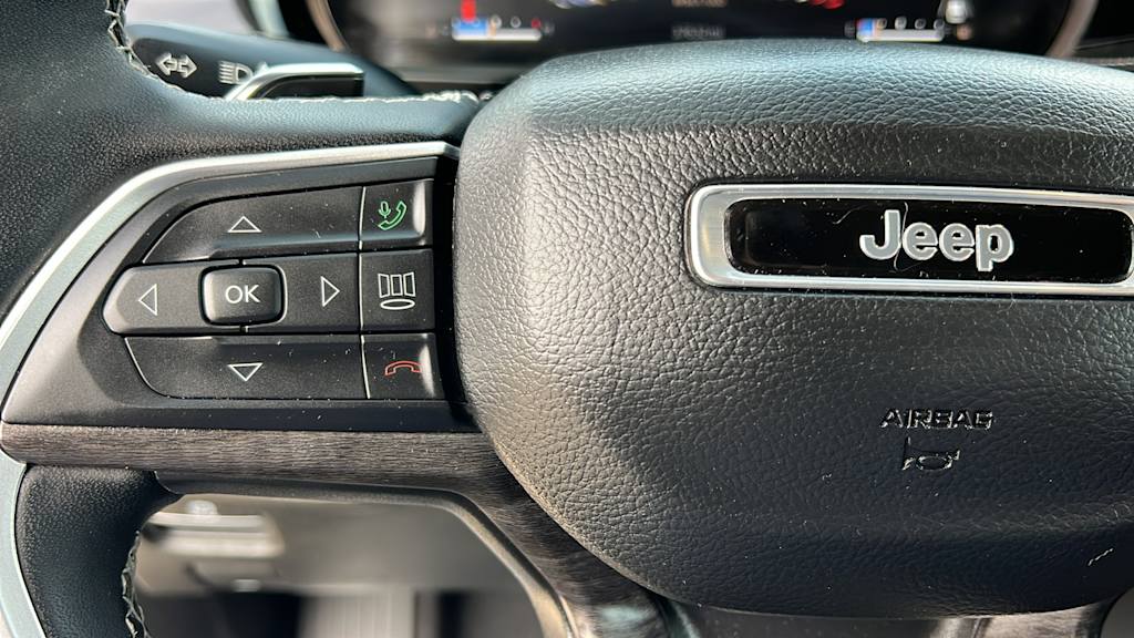 Thumbnail: 2023 Jeep Grand Cherokee - 24