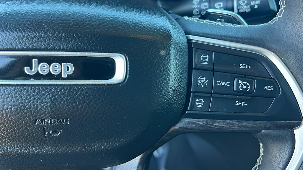 Thumbnail: 2023 Jeep Grand Cherokee - 25
