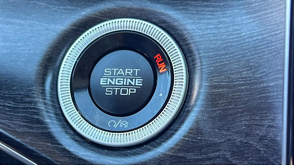 Thumbnail: 2023 Jeep Grand Cherokee - 23