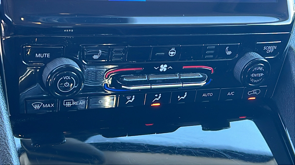 Thumbnail: 2023 Jeep Grand Cherokee - 21