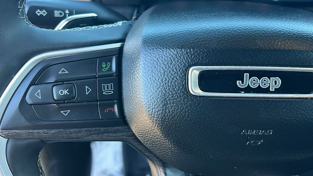 Thumbnail: 2023 Jeep Grand Cherokee - 24