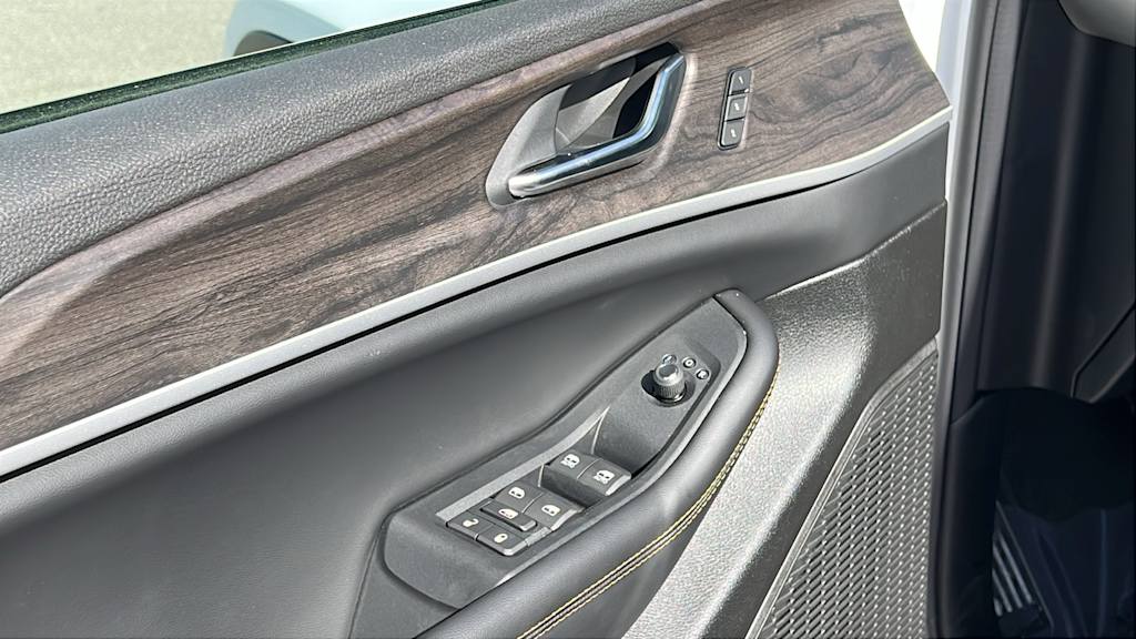 Thumbnail: 2026 Jeep Grand Cherokee - 27