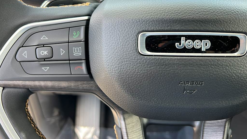 Thumbnail: 2026 Jeep Grand Cherokee - 26