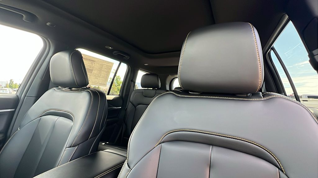 Thumbnail: 2026 Jeep Grand Cherokee - 10