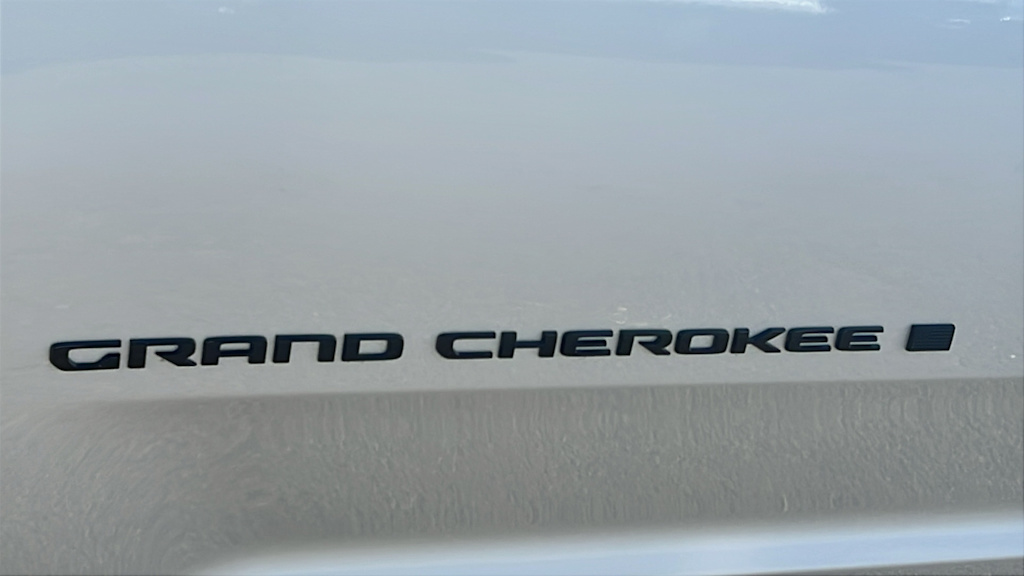 Thumbnail: 2026 Jeep Grand Cherokee - 7
