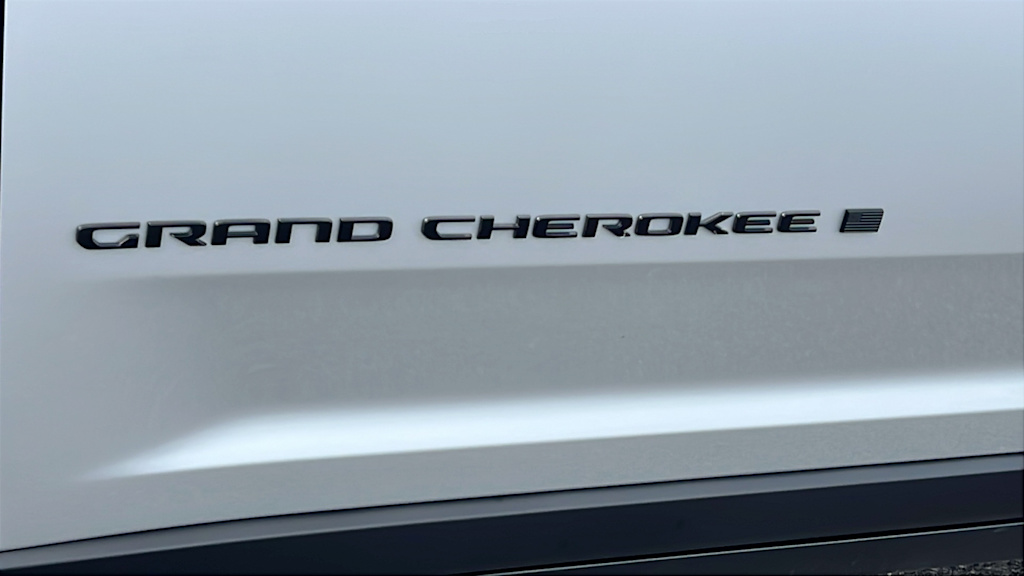 Thumbnail: 2026 Jeep Grand Cherokee - 7