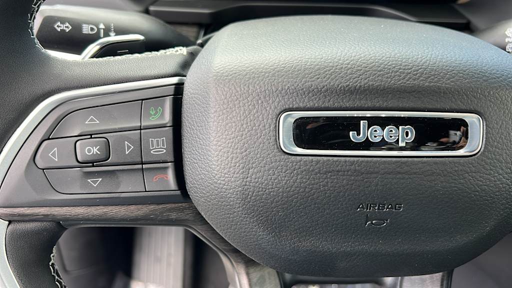 Thumbnail: 2026 Jeep Grand Cherokee - 26