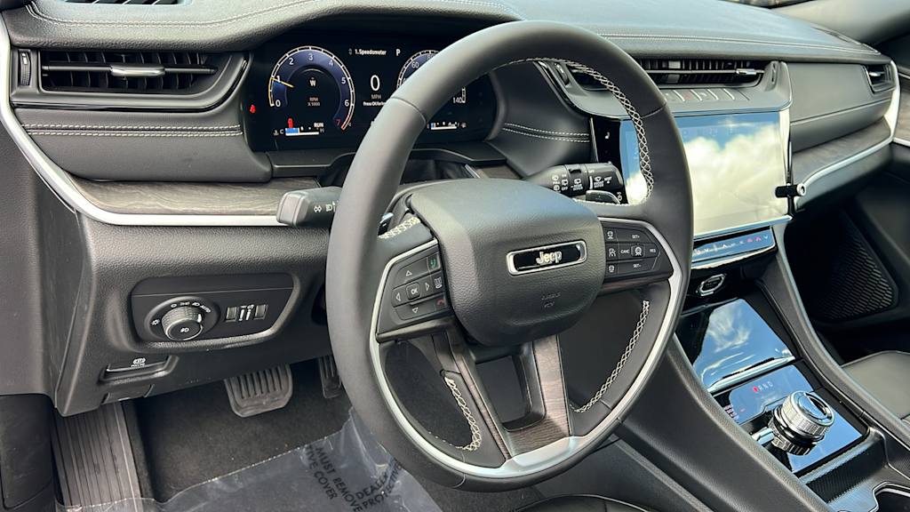 Thumbnail: 2026 Jeep Grand Cherokee - 2