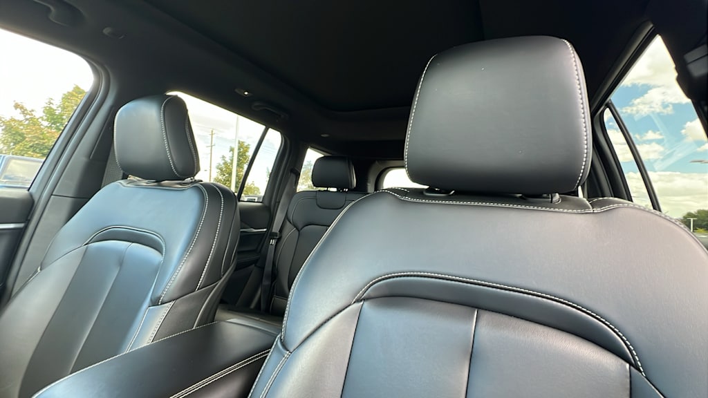 Thumbnail: 2026 Jeep Grand Cherokee - 10