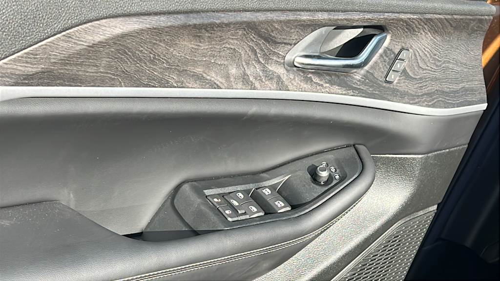 Thumbnail: 2026 Jeep Grand Cherokee - 27