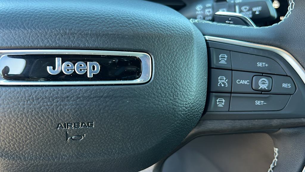 Thumbnail: 2026 Jeep Grand Cherokee - 26