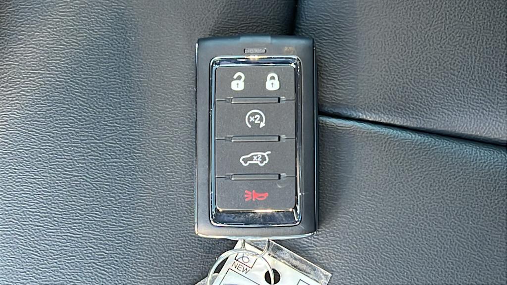 Thumbnail: 2026 Jeep Grand Cherokee - 17