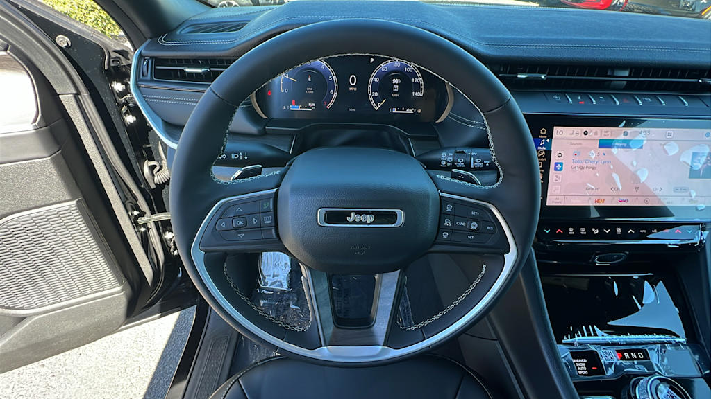 Thumbnail: 2026 Jeep Grand Cherokee - 8