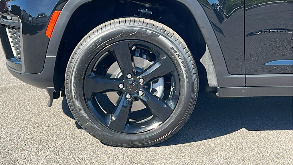 Thumbnail: 2026 Jeep Grand Cherokee - 7