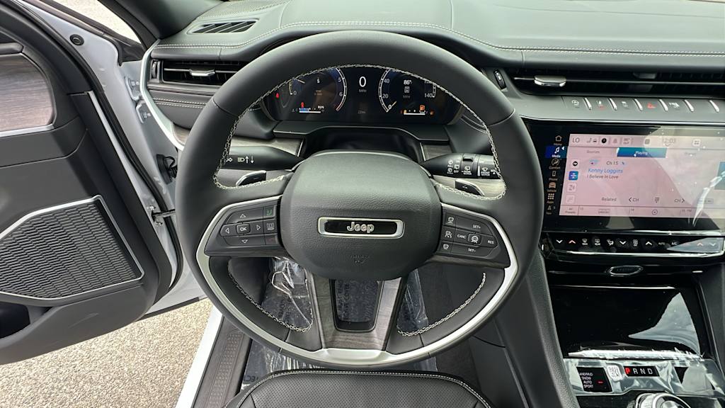 Thumbnail: 2026 Jeep Grand Cherokee - 13