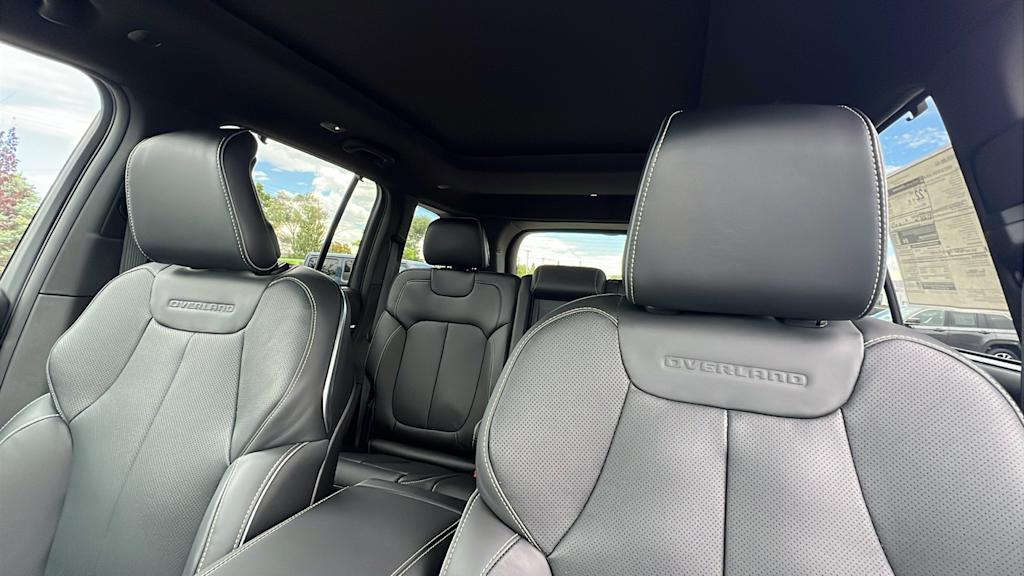 Thumbnail: 2025 Jeep Grand Cherokee - 9