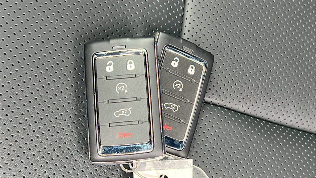 Thumbnail: 2025 Jeep Grand Cherokee - 17