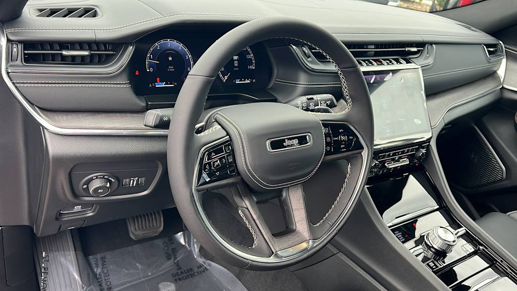 Thumbnail: 2025 Jeep Grand Cherokee - 2