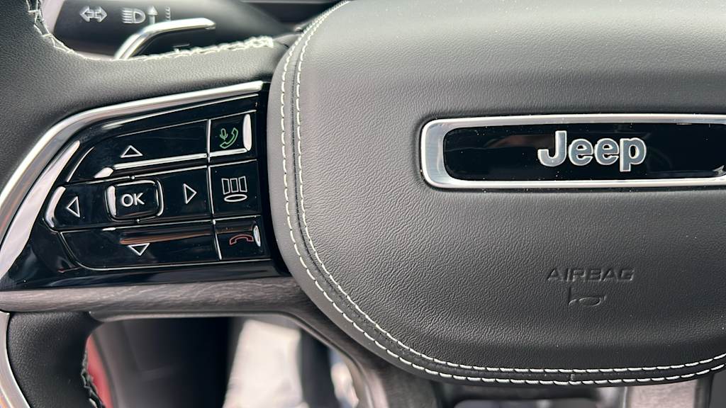 Thumbnail: 2025 Jeep Grand Cherokee - 25