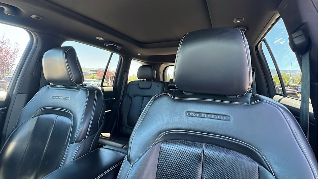 Thumbnail: 2022 Jeep Grand Cherokee - 10