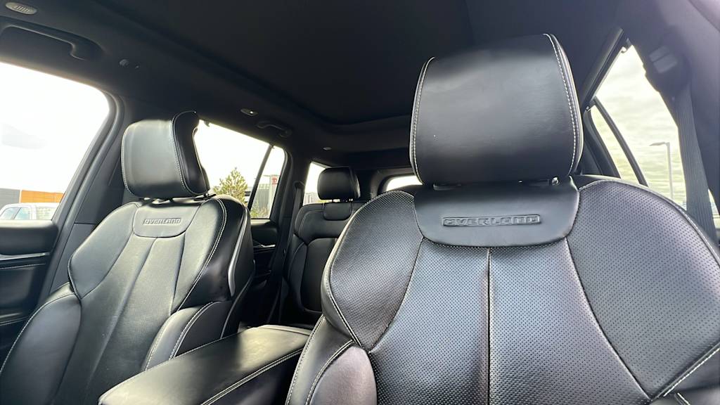 Thumbnail: 2022 Jeep Grand Cherokee - 10