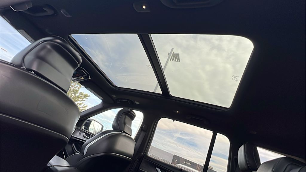 Thumbnail: 2022 Jeep Grand Cherokee - 29