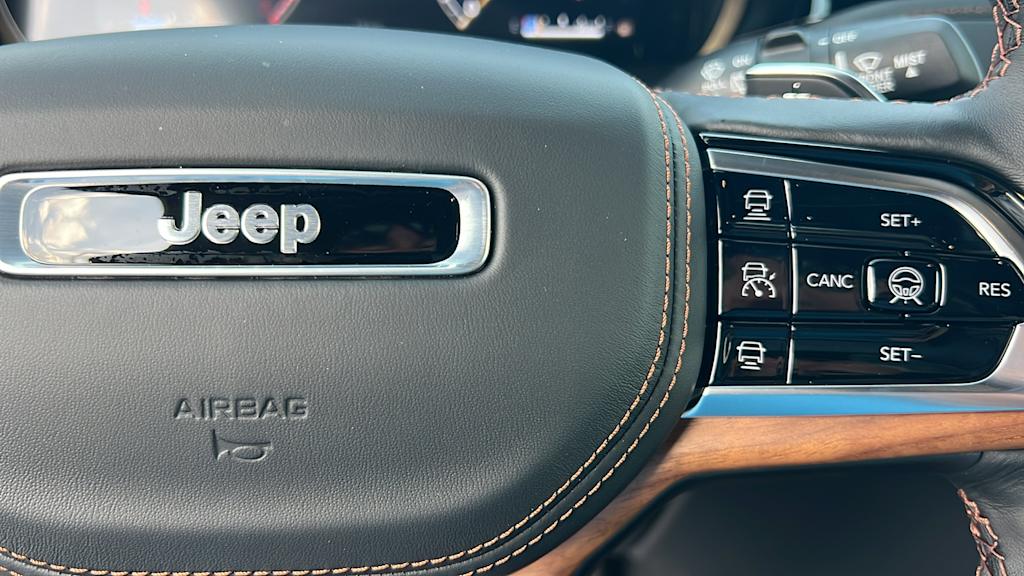 Thumbnail: 2025 Jeep Grand Cherokee - 26