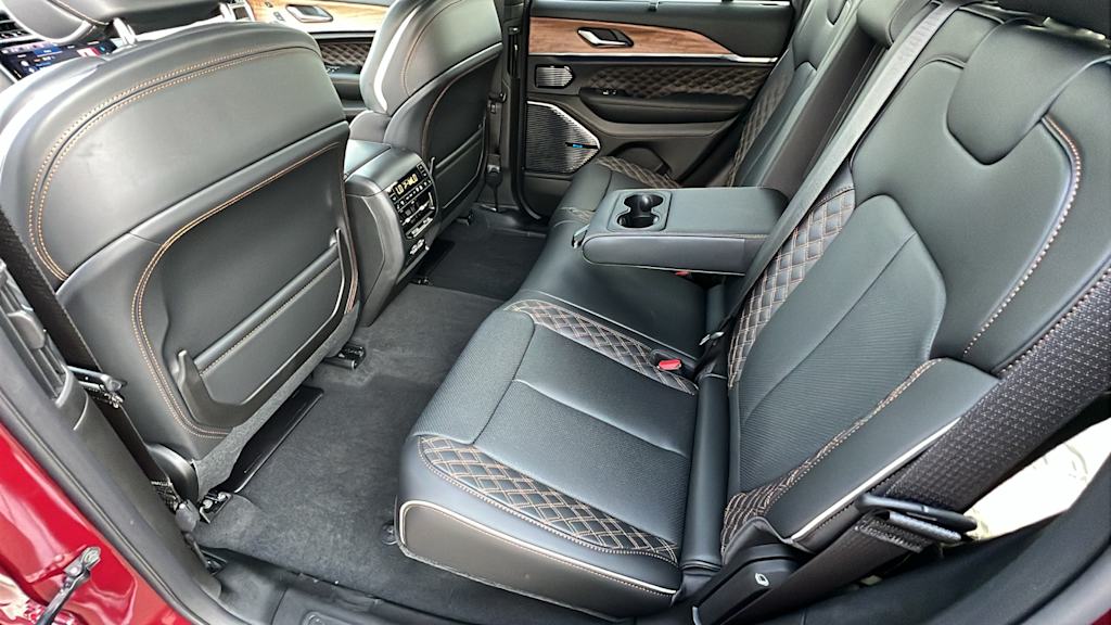 Thumbnail: 2025 Jeep Grand Cherokee - 29