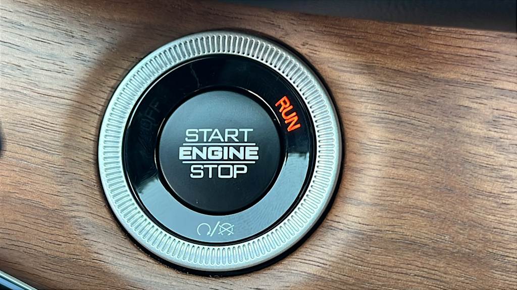 Thumbnail: 2025 Jeep Grand Cherokee - 24