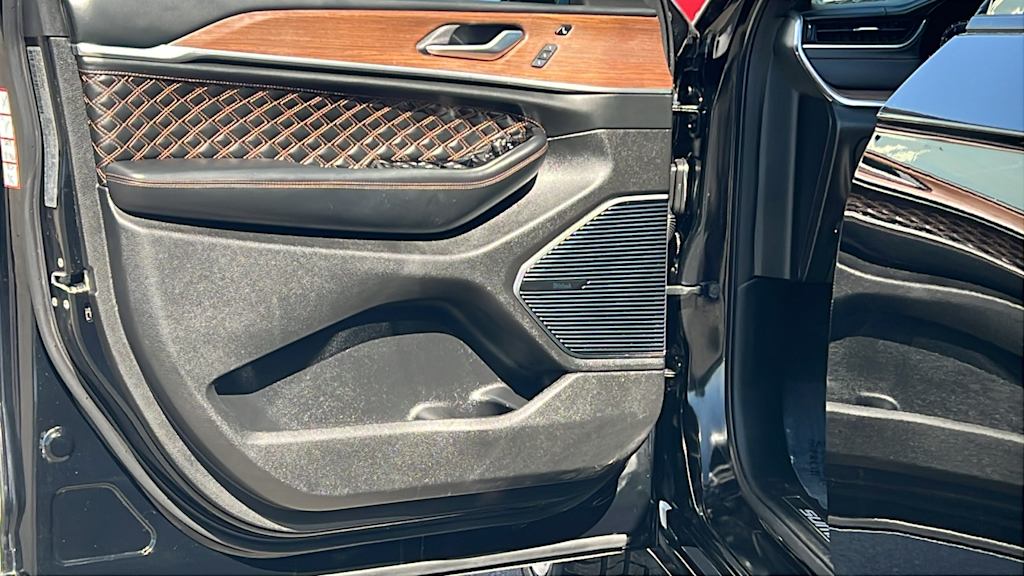 Thumbnail: 2023 Jeep Grand Cherokee - 27