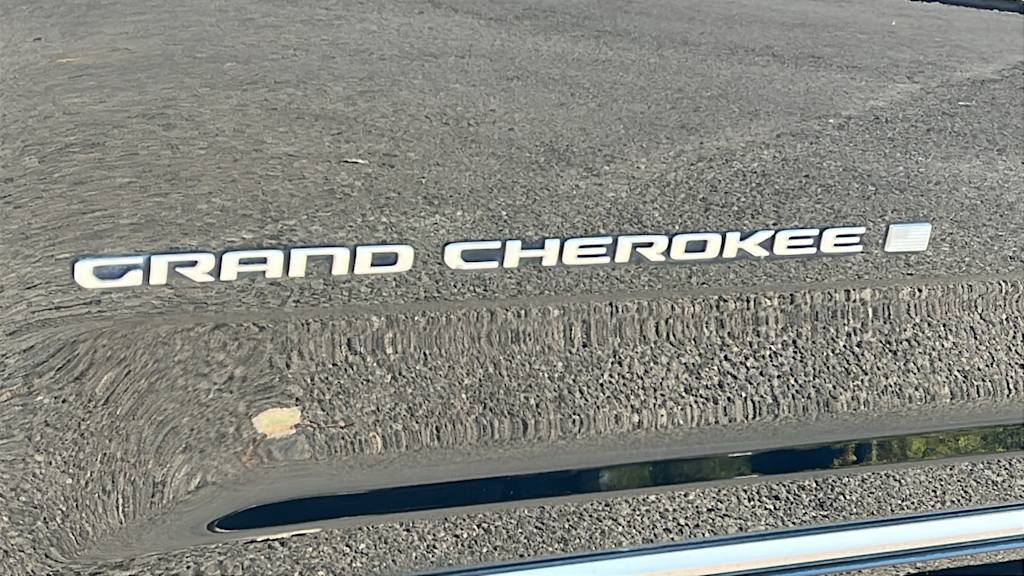 Thumbnail: 2023 Jeep Grand Cherokee - 7
