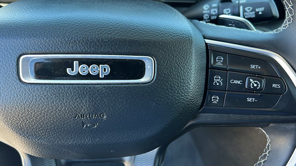 Thumbnail: 2023 Jeep Grand Cherokee L - 27