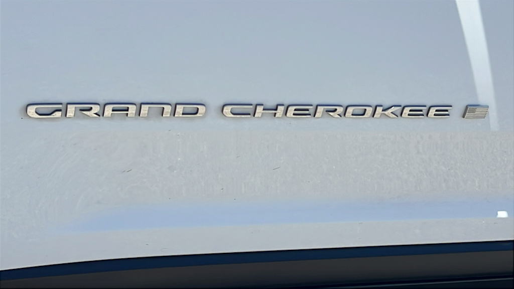 Thumbnail: 2023 Jeep Grand Cherokee L - 7